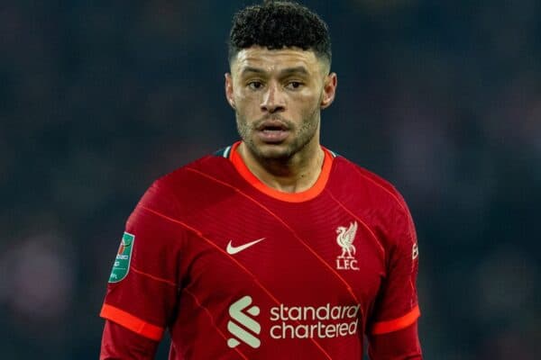 LIVERPOOL, ENGLAND - Wednesday, December 22, 2021: Liverpool's Alex Oxlade-Chamberlain during the Football League Cup Quarter-Final match between Liverpool FC and Leicester City FC at Anfield. Liverpool won 5-4 on penalties after a 3-3 draw. (Pic by David Rawcliffe/Propaganda)