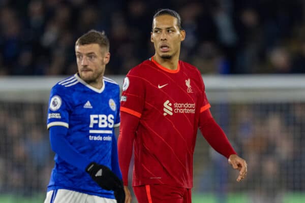 LEICESTER, ENGLAND - Tuesday, December 28, 2021: Liverpool's Virgil van Dijk (R) and Leicester City's Jamie Vardy during the FA Premier League match between Leicester City FC and Liverpool FC at the King Power Stadium. Leicester City won 1-0. (Pic by David Rawcliffe/Propaganda)