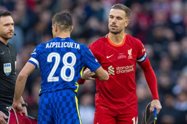 LONDON, ENGLAND - Sunday, February 27, 2022: Liverpool's captain Jordan Henderson (R) and Chelsea's captain César Azpilicueta before the Football League Cup Final match between Chelsea FC and Liverpool FC at Wembley Stadium. Liverpool won 11-10 on penalties after a goal-less draw. (Pic by David Rawcliffe/Propaganda)