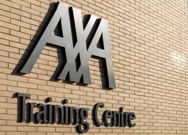 LIVERPOOL, ENGLAND - Monday, March 7, 2022: Liverpool club crest on the outside of the AXA Training Centre pictured ahead of the UEFA Champions League Round of 16 2nd Leg game between Liverpool FC and FC Internazionale Milano. (Pic by David Rawcliffe/Propaganda)