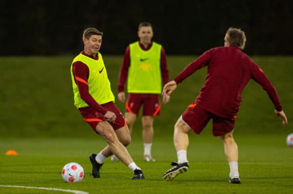 LIVERPOOL, ENGLAND - Friday, March 25, 2022: Steven Gerrard during an open training session at the AXA Training Centre ahead of the Legends game between Liverpool FC and FC Barcelona. (Pic by David Rawcliffe/Propaganda)