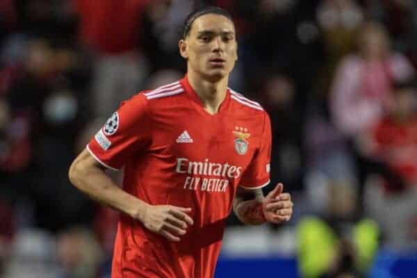 LISBON, PORTUGAL - Tuesday, April 5, 2022: Benfica's Darwin Nunez during the UEFA Champions League Quarter-Final 1st Leg game between SL Benfica and Liverpool FC at the Estádio da Luz. Liverpool won 3-1. (Pic by David Rawcliffe/Propaganda)