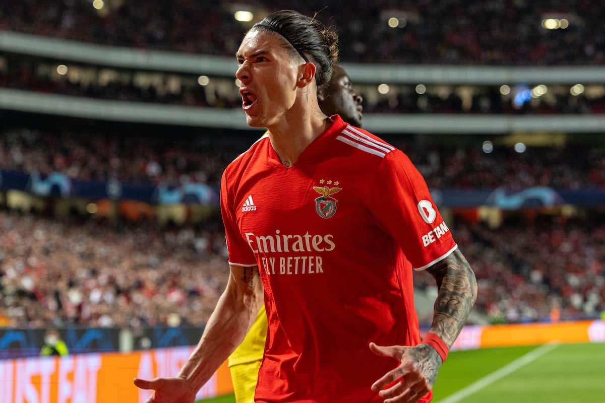 LISBON, PORTUGAL - Tuesday, April 5, 2022: Benfica's Darwin Nunez during the UEFA Champions League Quarter-Final 1st Leg game between SL Benfica and Liverpool FC at the Estádio da Luz. Liverpool won 3-1. (Pic by David Rawcliffe/Propaganda)