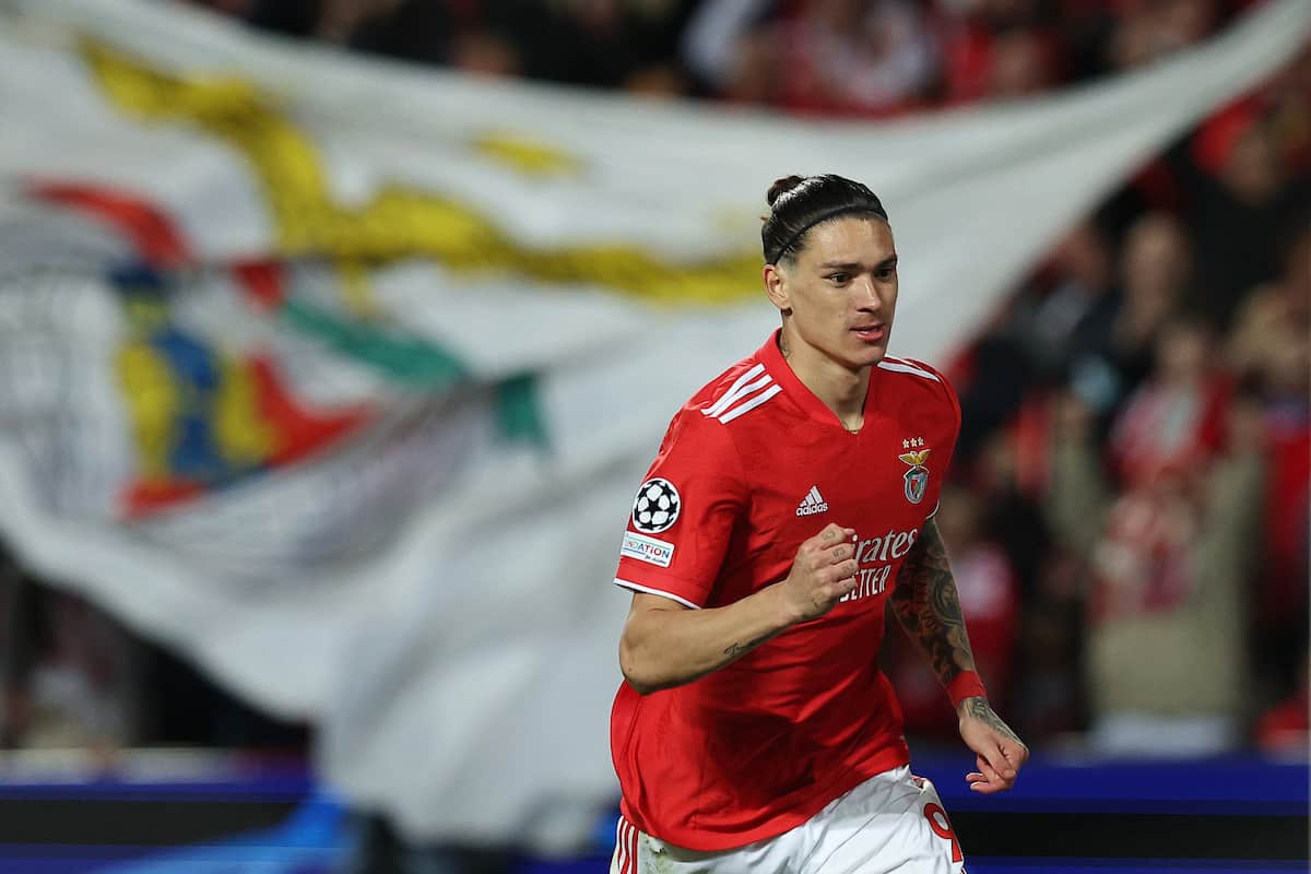 LISBON, PORTUGAL - APRIL 05: Darwin Nunez of S.L. Benfica celebrates after scoring their side's first goal during the UEFA Champions League Quarter Final Leg One match between SL Benfica and Liverpool FC at Estadio da Luz on April 05, 2022 in Lisbon, Portugal. (Photo by Carlos Rodrigues - UEFA)