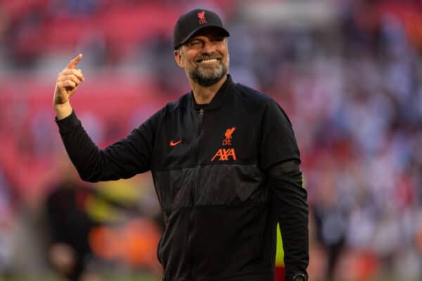 LONDON, ENGLAND - Saturday, April 16, 2022: Liverpool's manager Jürgen Klopp celebrates with the supporters after the FA Cup Semi-Final game between Manchester City FC and Liverpool FC at Wembley Stadium. Liverpool won 3-2. (Pic by David Rawcliffe/Propaganda)