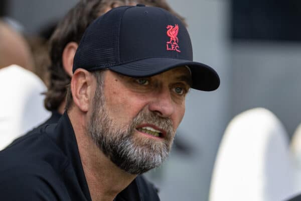 NEWCASTLE-UPON-TYNE, ENGLAND - Saturday, April 30, 2022: Liverpool's manager Jürgen Klopp during the FA Premier League match between Newcastle United FC and Liverpool FC at St James' Park. Liverpool won 1-0. (Pic by David Rawcliffe/Propaganda)