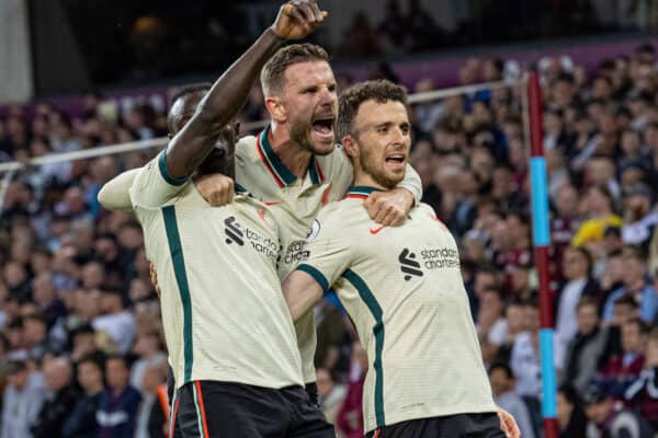 BIRMINGHAM, ENGLAND - Tuesday, May 10, 2022: Liverpool's Sadio Mané (L) celebrates with team-mates captain Jordan Henderson (C) and Diogo Jota (R) after scoring the second goal during the FA Premier League match between Aston Villa FC and Liverpool FC at Villa Park. (Pic by David Rawcliffe/Propaganda)