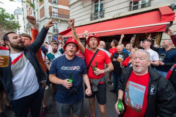 PARIS, FRANCE - Friday, May 27, 2022: Liverpool supporters at The Kop Bar in Paris ahead of the UEFA Champions League Final game between Liverpool FC and Real Madrid CF. (Photo by Propaganda)