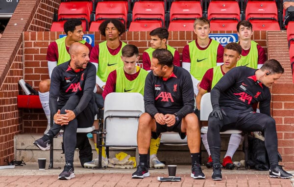 KIDDERMINSTER, ENGLAND - Friday, July 22, 2022: Liverpool's manager Barry Lewtas (L) during a pre-season Under-21's friendly between Kidderminster Harriers FC and Liverpool FC Under-21's at Aggborough Stadium. (Pic by Peter Hinkley/Propaganda)