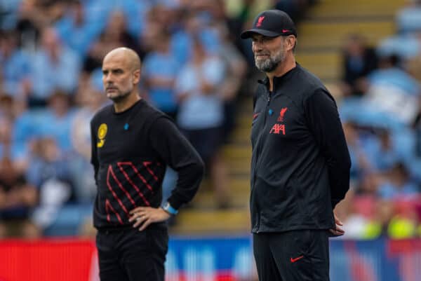 LEICESTER, ENGLAND - Saturday, July 30, 2022: Liverpool's manager Jürgen Klopp (R) and Manchester City's manager Josep 'Pep' Guardiola during the FA Community Shield friendly match between Liverpool FC and Manchester City FC at the King Power Stadium. Liverpool won 3-1. (Pic by David Rawcliffe/Propaganda)