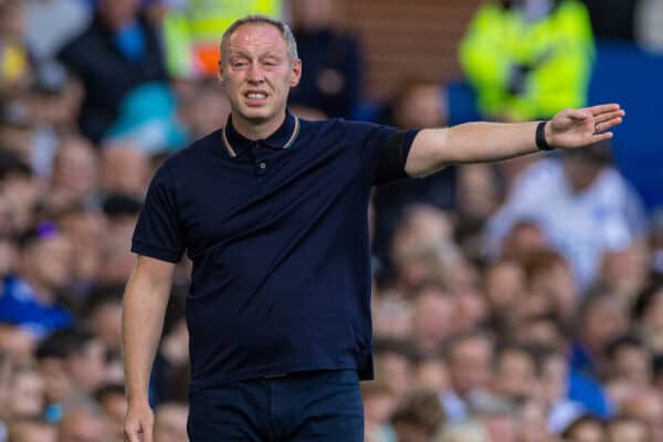 LIVERPOOL, ENGLAND - Saturday, August 20, 2022: Nottingham Forest's manager Steve Cooper during the FA Premier League match between Everton FC and Nottingham Forest FC at Goodison Park. (Pic by David Rawcliffe/Propaganda)