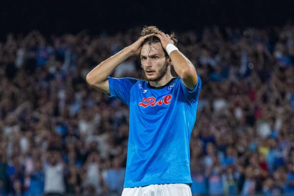 NAPLES, ITALY - Wednesday, September 7, 2022: SSC Napoli's Khvicha Kvaratskhelia looks dejected after missing a chance during the UEFA Champions League Group A matchday 1 game between SSC Napoli and Liverpool FC at the Stadio Diego Armando Maradona. Napoli won 4-1. (Pic by David Rawcliffe/Propaganda)