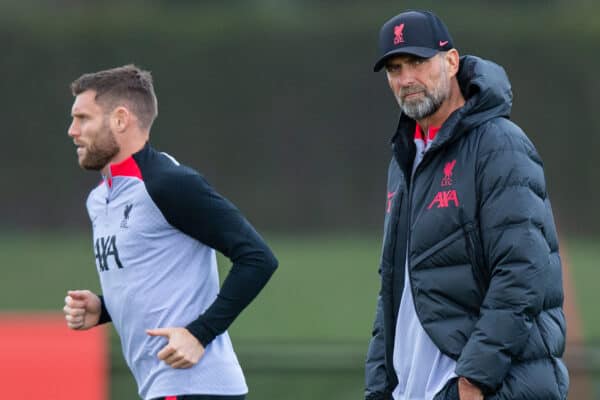 LIVERPOOL, ENGLAND - Tuesday, October 11, 2022: Liverpool's manager Jürgen Klopp (R) and James Milner during a training session at the AXA Training Centre ahead of the UEFA Champions League Group A matchday 4 game between Glasgow Rangers FC and Liverpool FC. (Pic by Jessica Hornby/Propaganda)