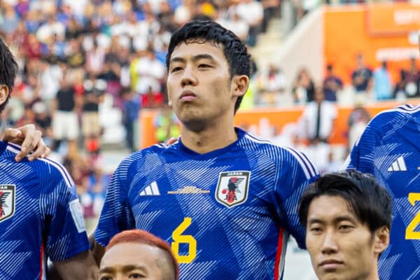 DOHA, QATAR - Wednesday, November 23, 2022: Japan players line-up for a team group photograph before the FIFA World Cup Qatar 2022 Group E match between Germany and Japan at the Khalifa International Stadium. Back row L-R: goalkeeper Shuichi Gonda, Hiroki Sakai, Ko Itakura, Ao Tanaka, Water Endo, Maya Yoshida. Front row L-R: Junya Ito, Takefusa Kubo, Daizen Maeda, Yuto Nagatomo, Daichi Kamada. (Pic by David Rawcliffe/Propaganda)