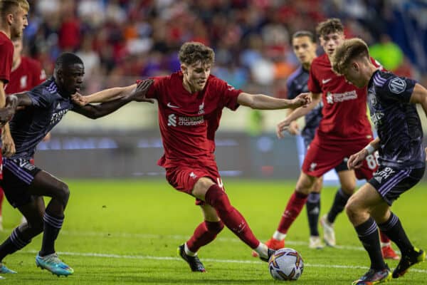 DUBAI, UNITED ARAB EMIRATES - Sunday, December 11, 2022: Liverpool's Bobby Clark during the Dubai Super Cup 2022 match between Liverpool FC and Olympique Lyonnais at Al Maktoum Stadium. (Pic by David Rawcliffe/Propaganda)