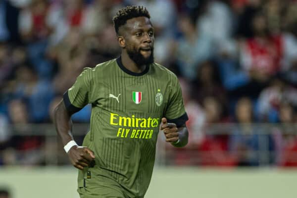 DUBAI, UNITED ARAB EMIRATES - Tuesday, December 13, 2022: AC Milan's Divock Origi during the Dubai Super Cup 2022 match between Arsenal FC and AC Milan at the Al Maktoum Stadium. Arsenal won 2-1, and 4-3 in the penalty shoot-out. (Pic by David Rawcliffe/Propaganda)