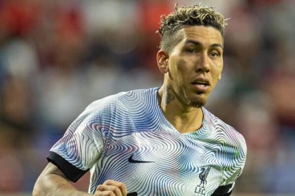 DUBAI, UNITED ARAB EMIRATES - Friday, December 16, 2022: Liverpool's Roberto Firmino during the Dubai Super Cup 2022 match between Liverpool FC and AC Milan at the Al Maktoum Stadium. Liverpool won 4-1 but lost the extra-point penalty shoot-out 4-3. (Pic by David Rawcliffe/Propaganda)