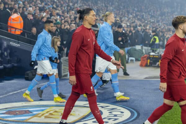 MANCHESTER, ENGLAND - Thursday, December 22, 2022: Liverpool's Darwin Núñez walks out before the Football League Cup 4th Round match between Manchester City FC and Liverpool FC at the City of Manchester Stadium. Manchester City won 3-2. (Pic by David Rawcliffe/Propaganda)