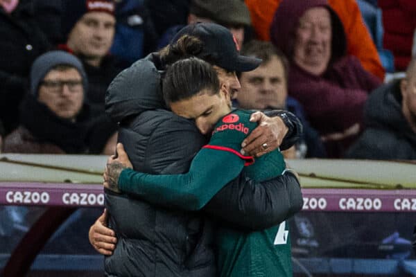 BIRMINGHAM, ENGLAND - Monday, December 26, 2022: Liverpool's Darwin Núñez embraces manager Jürgen Klopp during the FA Premier League match between Aston Villa FC and Liverpool FC at Villa Park. Liverpool won 3-1. (Pic by David Rawcliffe/Propaganda)