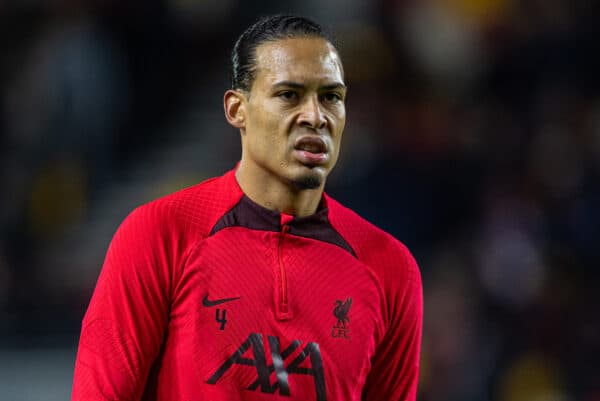 LONDON, ENGLAND - Monday, January 2, 2023: Liverpool's Virgil van Dijk during the pre-match warm-up before the FA Premier League match between Brentford FC and Liverpool FC at the Brentford Community Stadium. Brentford won 3-1. (Pic by David Rawcliffe/Propaganda)