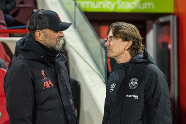 LONDON, ENGLAND - Monday, January 2, 2023: Liverpool's manager Jürgen Klopp (L) chats with Brentford's manager Thomas Frank before the FA Premier League match between Brentford FC and Liverpool FC at the Brentford Community Stadium. Brentford won 3-1. (Pic by David Rawcliffe/Propaganda)