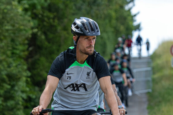DONESCHINGEN, GERMANY - Monday, July 17, 2023: Liverpool's captain Jordan Henderson rides a bicyle to a training session during the club's pre-season training camp in Germany. (Pic by David Rawcliffe/Propaganda)
