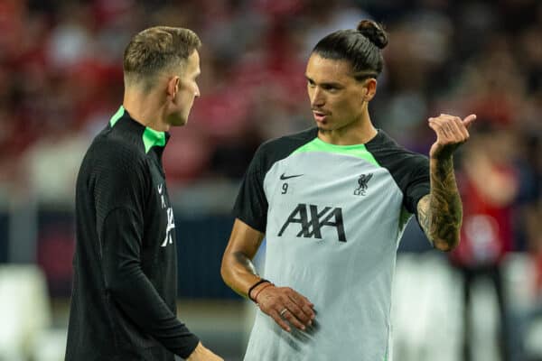 SINGAPORE - Saturday, July 29, 2023: Liverpool's Darwin Núñez (R) speaks with first-team development coach Pepijn Lijnders during a training session ahead of the pre-season friendly match between Liverpool FC and Leicester City FC at the Singapore National Stadium. (Pic by David Rawcliffe/Propaganda)