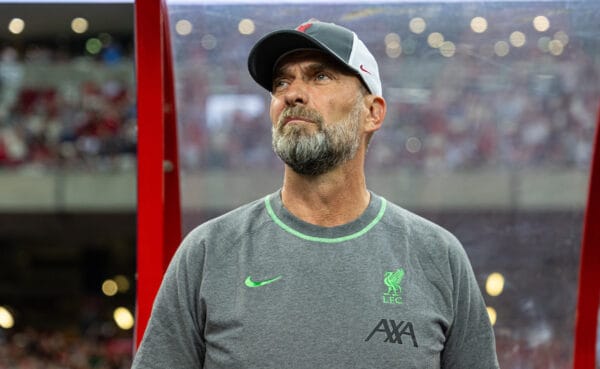 SINGAPORE - Wednesday, August 2, 2023: Liverpool's manager Jürgen Klopp before a pre-season friendly match between Liverpool FC and FC Bayern Munich FC at the Singapore National Stadium. Bayern won 4-3. (Pic by David Rawcliffe/Propaganda)