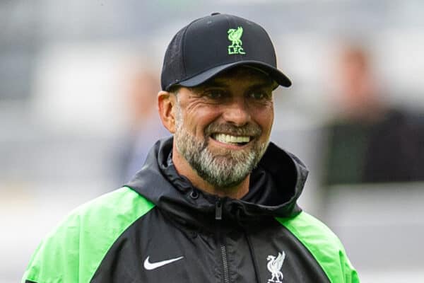 NEWCASTLE-UPON-TYNE, ENGLAND - Sunday, August 27, 2023: Liverpool's manager Jürgen Klopp during the pre-match warm-up before the FA Premier League match between Newcastle United FC and Liverpool FC at St James' Park. Liverpool won 2-1. (Pic by David Rawcliffe/Propaganda)