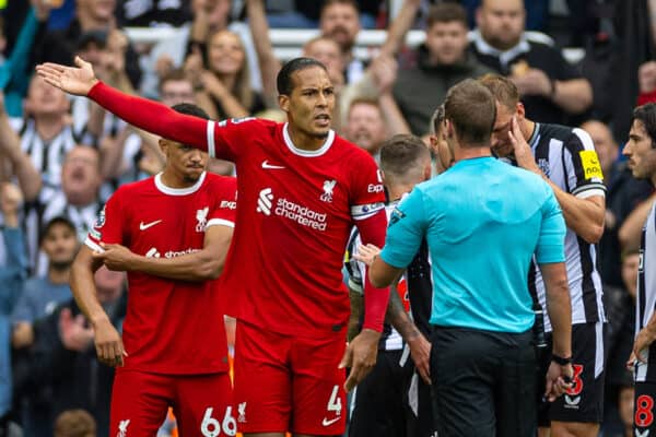 NEWCASTLE-UPON-TYNE, ENGLAND - Sunday, August 27, 2023: Liverpool's captain Virgil van Dijk protests to the referee John Brooks after being is shown a red card and sent off during the FA Premier League match between Newcastle United FC and Liverpool FC at St James' Park. Liverpool won 2-1. (Pic by David Rawcliffe/Propaganda)