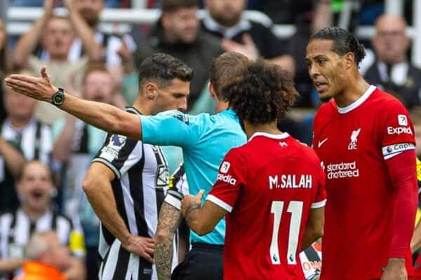 NEWCASTLE-UPON-TYNE, ENGLAND - Sunday, August 27, 2023: Liverpool's captain Virgil van Dijk protests to the referee John Brooks after being is shown a red card and sent off during the FA Premier League match between Newcastle United FC and Liverpool FC at St James' Park. Liverpool won 2-1. (Pic by David Rawcliffe/Propaganda)