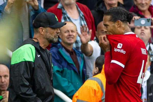 NEWCASTLE-UPON-TYNE, ENGLAND - Sunday, August 27, 2023: Liverpool's captain Virgil van Dijk walks off after being is shown a red card and sent off during the FA Premier League match between Newcastle United FC and Liverpool FC at St James' Park. Liverpool won 2-1. (Pic by David Rawcliffe/Propaganda)