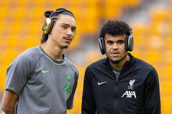 WOLVERHAMPTON, ENGLAND - Saturday, September 16, 2023: Liverpool's Darwin Núñez (L) and Luis Díaz before the FA Premier League match between Wolverhampton Wanderers FC and Liverpool FC at Molineux Stadium. Liverpool won 3-1. (Pic by David Rawcliffe/Propaganda)