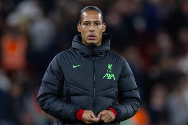 LIVERPOOL, ENGLAND - Wednesday, September 27, 2023: Liverpool's substitute Virgil van Dijk warms-up at half-time during the Football League Cup 3rd Round match between Liverpool FC and Leicester City FC at Anfield. Liverpool won 3-1. (Pic by David Rawcliffe/Propaganda)