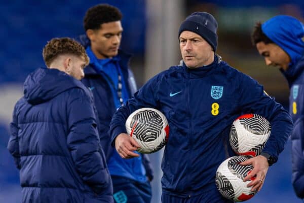 LIVERPOOL, ENGLAND - Tuesday, November 21, 2023: England U21 manager Lee Carsley during the pre-match warm-up before the 2025 UEFA European Under-21 Championship Qualifying Group F game between England and Northern Ireland at Goodison Park. Elliott. Quansah (Photo by Paul Currie/Propaganda)