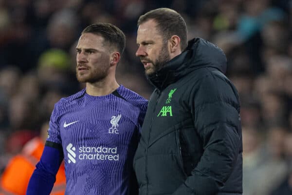 SHEFFIELD, ENGLAND - Wednesday, December 6, 2023: Liverpool's Alexis Mac Allister with an injury during the FA Premier League match between Sheffield United FC and Liverpool FC at Bramall Lane. Liverpool won 2-0. (Photo by David Rawcliffe/Propaganda)