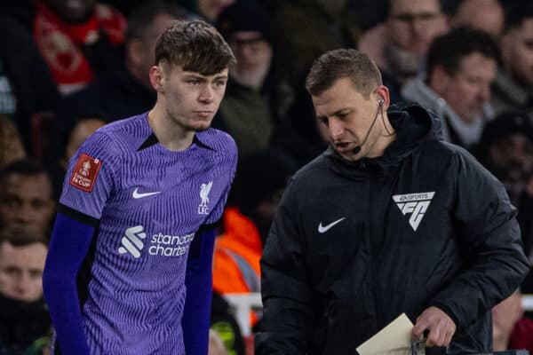 LONDON, ENGLAND - Sunday, January 7, 2024: Liverpool's substitute Conor Bradley prepares to come on during the FA Cup 3rd Round match between Arsenal FC and Liverpool FC at the Emirates Stadium. Liverpool won 2-0. (Photo by David Rawcliffe/Propaganda)