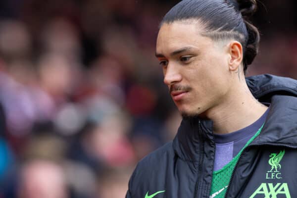 NOTTINGHAM, ENGLAND - Saturday, March 2, 2024: Liverpool's substitute Darwin Núñez before the FA Premier League match between Nottingham Forest FC and Liverpool FC at the City Ground. Liverpool won 1-0. (Photo by David Rawcliffe/Propaganda)