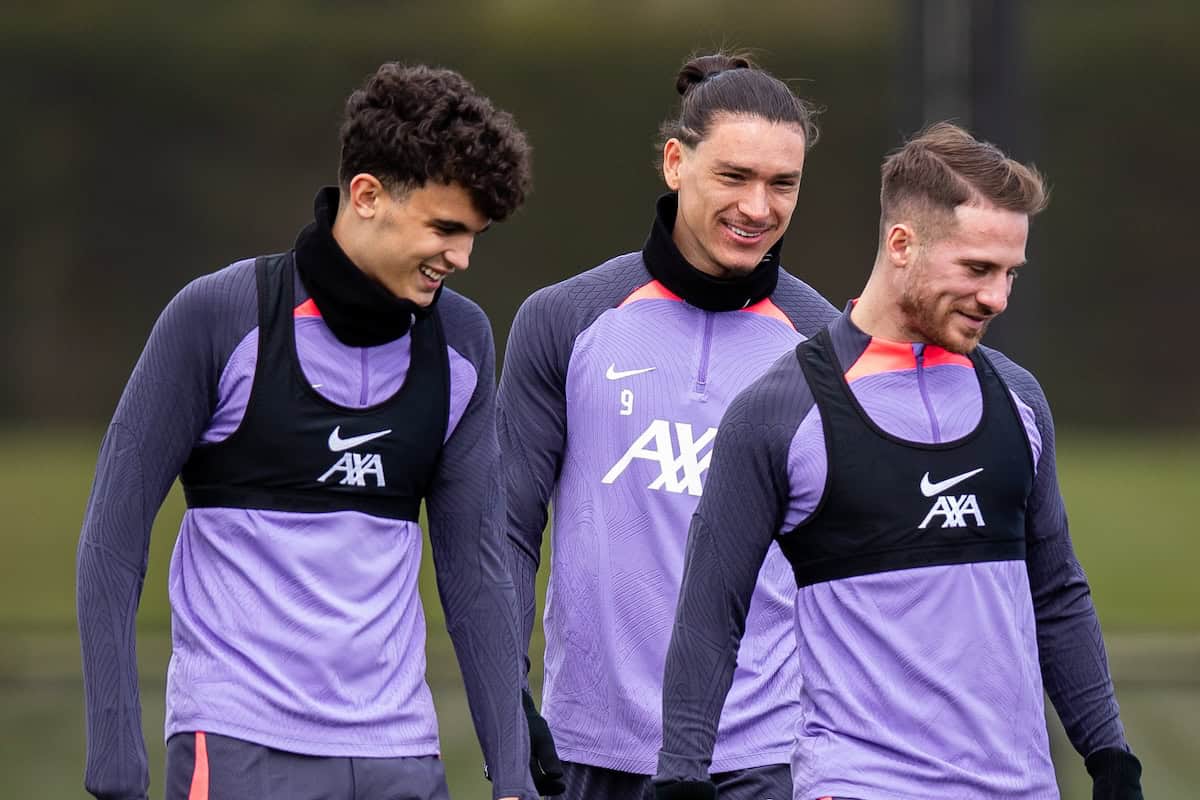 LIVERPOOL, ENGLAND - Wednesday, April 17, 2024: Liverpool's Stefan Baj?eti? (L), Darwin Núñez (C) and Alexis Mac Allister during a training session at the AXA Training Centre ahead of the UEFA Europa League Quarter-Final 2nd Leg match between BC Atalanda and Liverpool FC. (Photo by Jessica Hornby/Propaganda)