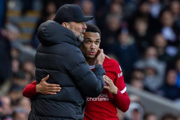 LONDON, ENGLAND - Sunday, April 21, 2024: Liverpool's manager Jürgen Klopp embraces Trent Alexander-Arnold during the FA Premier League match between Fulham FC and Liverpool FC at Craven Cottage. Liverpool won 3-1. (Photo by David Rawcliffe/Propaganda)