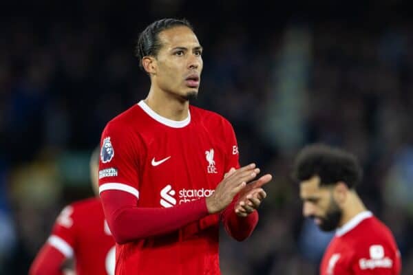 LIVERPOOL, ENGLAND - Wednesday, April 24, 2024: Liverpool's captain Virgil van Dijk applauds the supporters after the FA Premier League match between Everton FC and Liverpool FC, the 244th Merseyside Derby, at Goodison Park. Everton won 2-0. (Photo by David Rawcliffe/Propaganda)