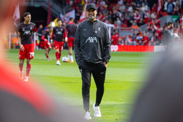 LIVERPOOL, ENGLAND - Sunday, May 5, 2024: Liverpool's manager Jürgen Klopp during the pre-match warm-up before the FA Premier League match between Liverpool FC and Tottenham Hotspur FC at Anfield. (Photo by David Rawcliffe/Propaganda)