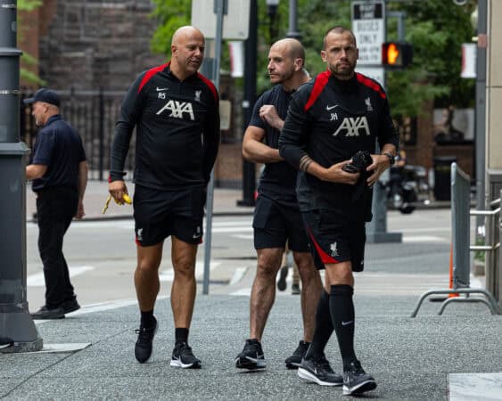PITTSBURGH - Tuesday, July 23, 2024: Liverpool's head coach Arne Slot (L) and assistant coach John Heitinga return to the team hotel after the team's second training session of the day on day one of the club's pre-season tour of the USA. (Photo by David Rawcliffe/Propaganda)