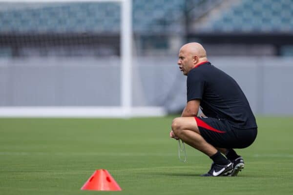 PHILADELPHIA - Sunday, July 28, 2024: Liverpool's head coach Arne Slot during an open training session at Lincoln Financial Field on day five of the club's pre-season tour of the USA. (Photo by David Rawcliffe/Propaganda)
