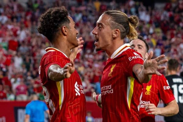 PHILADELPHIA - Wednesday, July 31, 2024: Liverpool's Fábio Carvalho celebrates with team-mate Kostas Tsimikas (R) after scoring the second goal during a pre-season friendly match between Liverpool FC and Arsenal FC at the Lincoln Financial Field on day eight of the club's pre-season tour of the USA. Liverpool won 2-1. (Photo by David Rawcliffe/Propaganda)