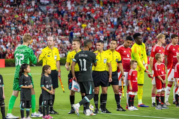 COLUMBIA - Saturday, August 3, 2024: Liverpool's captain Mohamed Salah shakes hands with referee Rubiel Vazquez before a pre-season friendly match between Liverpool FC and Manchester United FC at the Williams-Brice Stadium on day eleven of the club's pre-season tour of the USA. Liverpool won 3-0. (Photo by David Rawcliffe/Propaganda)