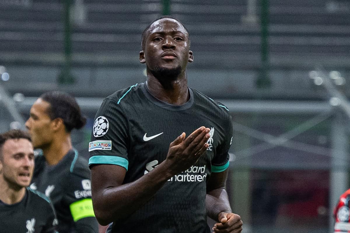 MILAN, ITALY - Tuesday, September 17, 2024: Liverpool's Ibrahima Konaté celebrates after scoring his side's first equalising goal with a header during the UEFA Champions League game between AC Milan and Liverpool FC at the Stadio San Siro. Liverpool won 3-1. (Photo by David Rawcliffe/Propaganda)