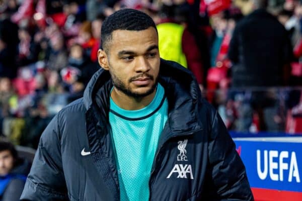 GIRONA, SPAIN - Tuesday, December 10, 2024: Liverpool substitutes Cody Gakpo before the UEFA Champions League game between Girona FC and Liverpool FC at the Estadi Montilivi. Liverpool won 1-0. (Photo by David Rawcliffe/Propaganda)