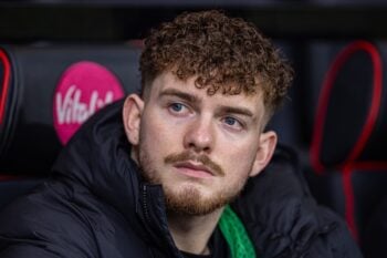 BOURNEMOUTH, ENGLAND - Saturday, February 1, 2025: Liverpool's substitute Harvey Elliott on the bench before the FA Premier League match between AFC Bournemouth and Liverpool FC at Dean Court. Liverpool won 2-0. (Photo by David Rawcliffe/Propaganda) Football – FA Premier League – AFC Bournemouth v Liverpool FC