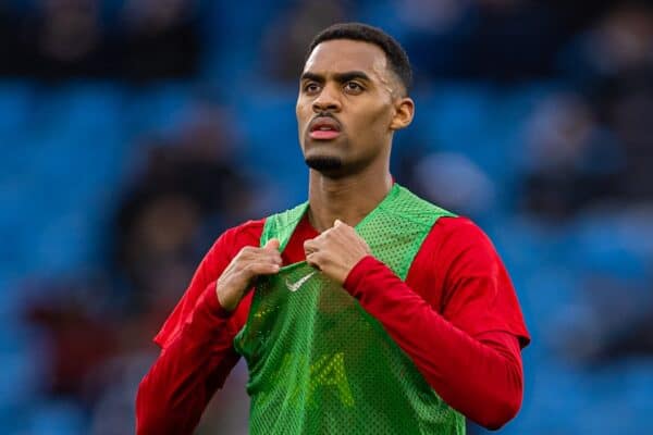MANCHESTER, ENGLAND - Sunday, February 23, 2025: Liverpool's Ryan Gravenberch during the pre-match warm-up before the FA Premier League match between Manchester City FC and Liverpool FC at the City of Manchester Stadium. Liverpool won 2-0. (Photo by David Rawcliffe/Propaganda)